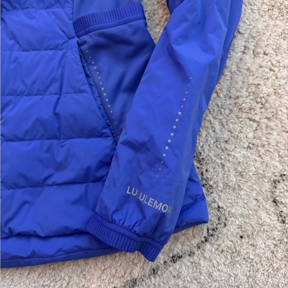 lululemon athletica Women's Vibrant Periwinkle Blue Puffer Jacket - Picture 2 of 8